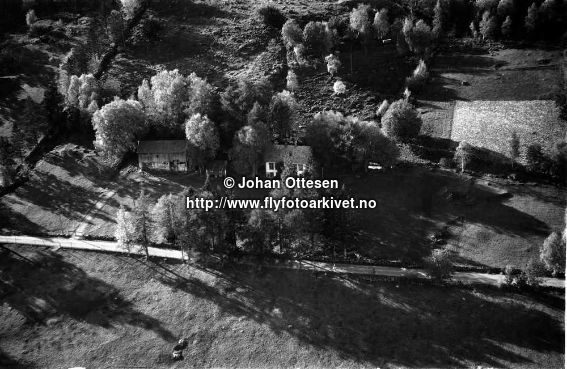 Hausten1954, Hovden