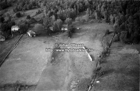 Hausten1954, Hovled