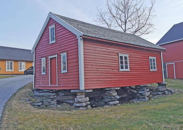 Illustrasjon frå «Eldste huset i Ulstein?»